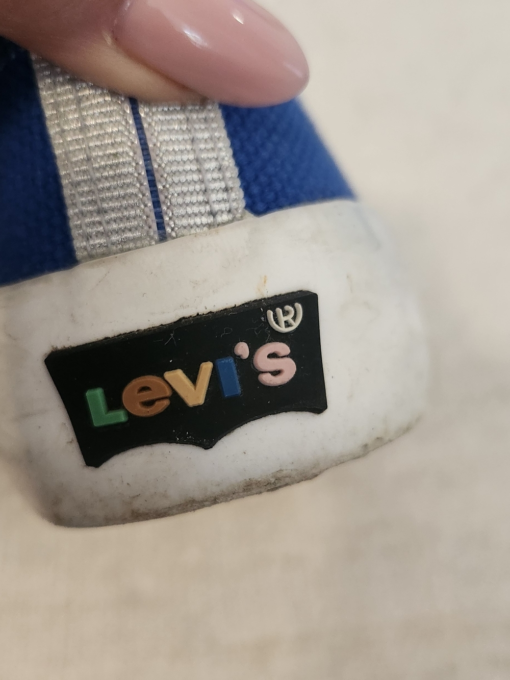 Levi’s Betty/Vee Blue Canvas Sneakers Kids US 3 / EU 35 - Picture 9 of 10